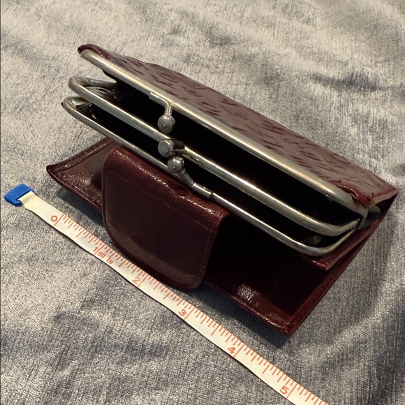 VINTAGE 70s genuine Kidskin leather Embossed Wallet double Kisslocks - Picture 6 of 7